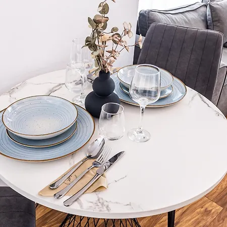 Cozy Collection And Flats - Coresi Mall Apartment