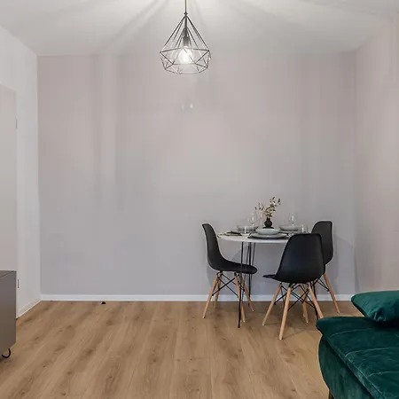 Apartment Cozy Collection And Flats - Coresi Mall *