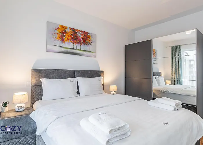 公寓 Collection And Flats - Coresi Mall *