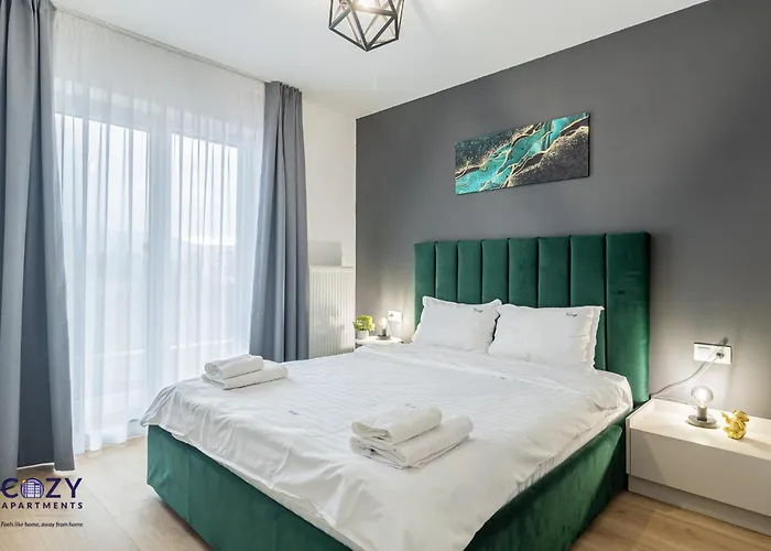 Collection And Flats - Coresi Mall